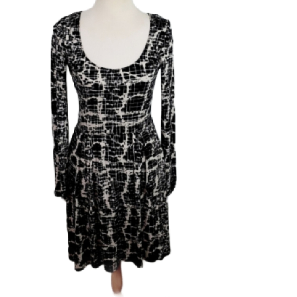 Urban Outfitters Silence + Noise Bandage Open Back Dress size M